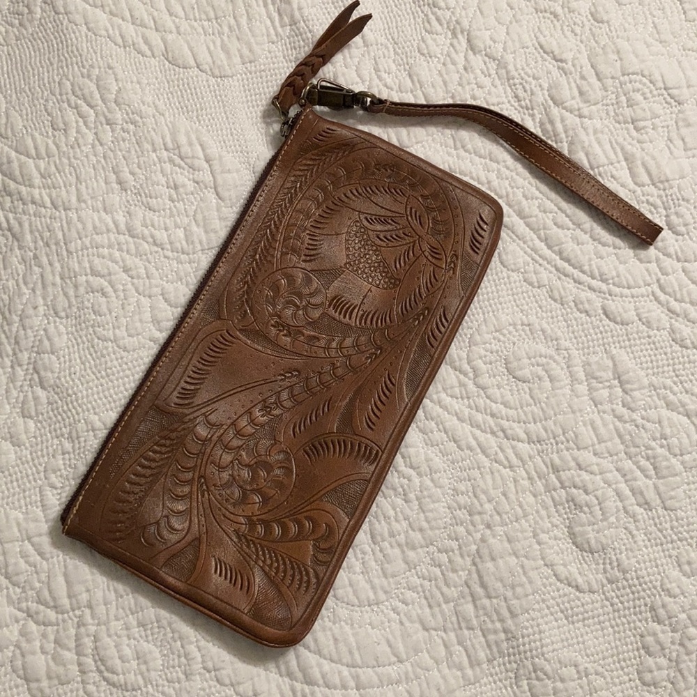 Leather Southwestern Wristlet/clutch